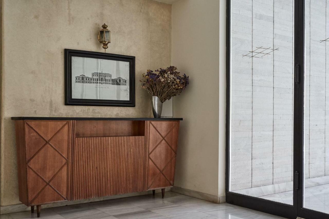Chic One Bd Apartment With Hilton View Athens Ngoại thất bức ảnh