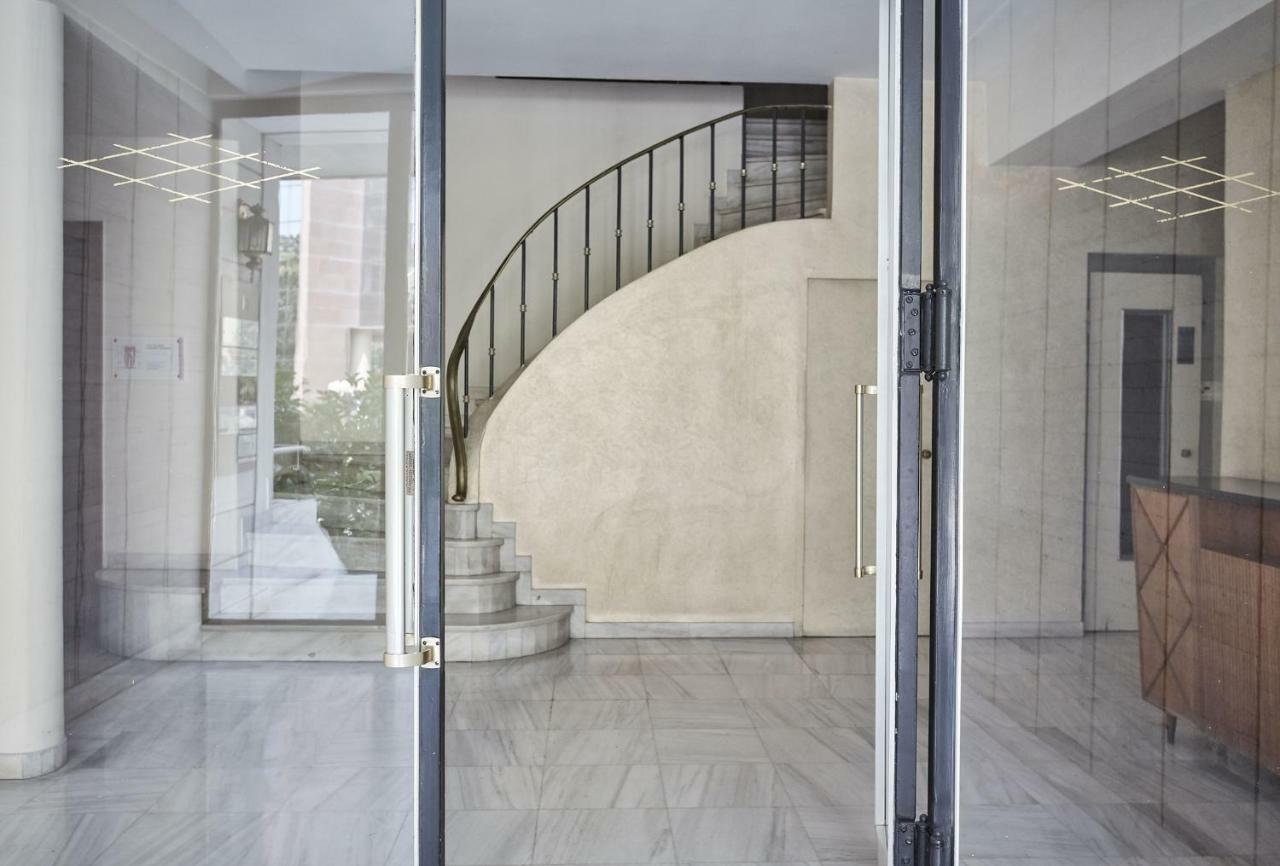 Chic One Bd Apartment With Hilton View Athens Ngoại thất bức ảnh